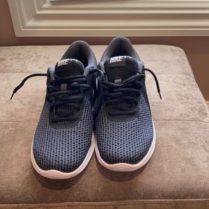 Never worn Nike sneakers